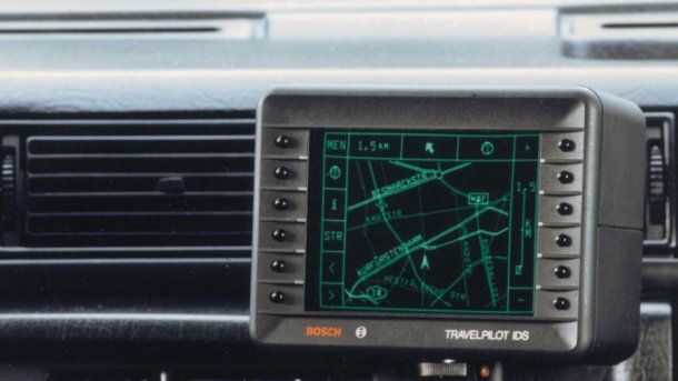 Vor 25 Jahren stellte Bosch das erste mobile Navigationssystem vor. Von GPS für die zivile Nutzung war noch keine Rede.
