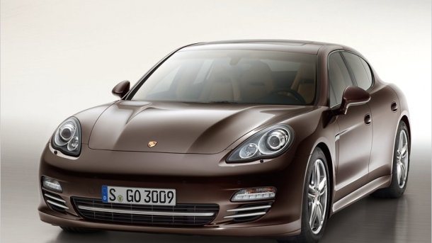 Porsche legt mit der Platinum Edition eine noble Variante des Panamera auf.
