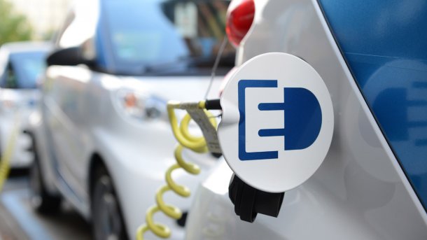 Bundesrat drängt auf finanzielle Anreize für Elektroautos