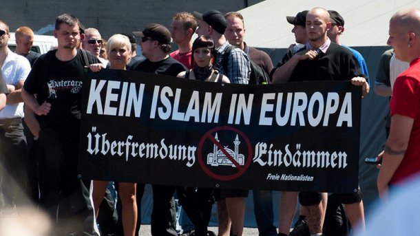 IS-Dschihadisten nutzen deutschen Neonazi-Internetdienst