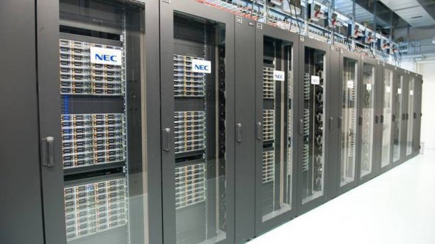 Supercomputer JUSTUS an der Ulmer Universität eingeweiht