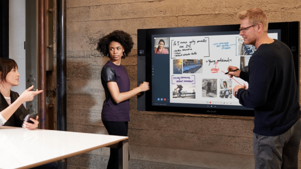 Microsoft Surface Hub: Redmond bringt das Riesen-Tablet