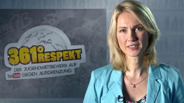 Familienministerin Schwesig setzt sich gegen Mobbing im Netz ein