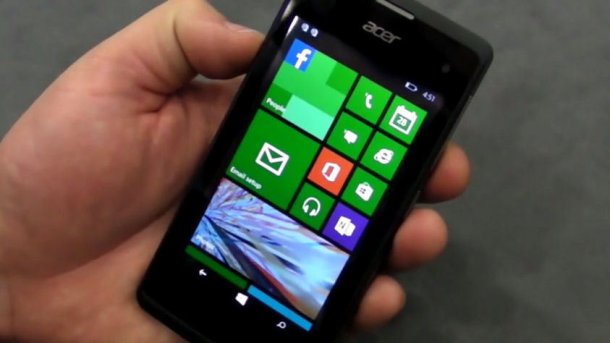 MWC: Acers Windows Phone Liquid M220 Plus im Hands-on