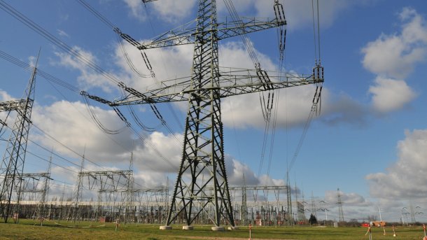 Betreiber: Strom im Süden ohne neue Trassen deutlich teurer