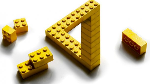 Unmögliche Konstruktion aus Lego