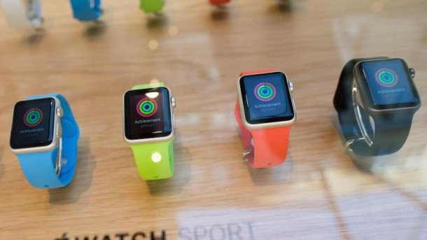 Verschiedene Apple-Watch-Modelle.