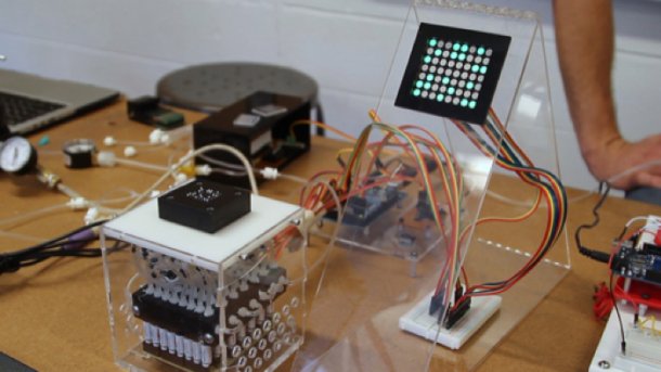 Mikroblasen sollen ganzseitiges Braille-Display möglich machen