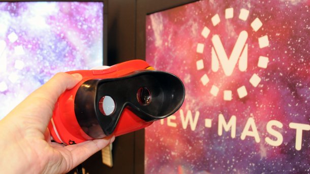 Von 1939 bis Virtual Reality: Mattels neuer View-Master im Kurztest