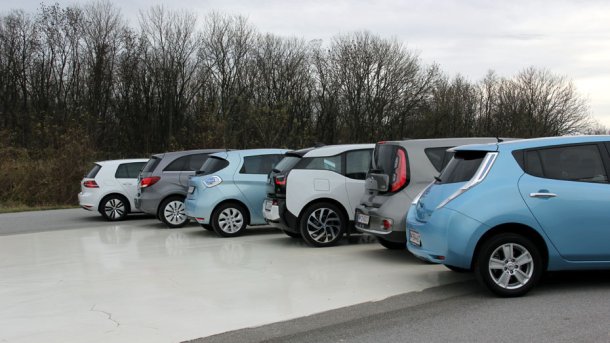 Regierung bindet Hersteller bei Elektro-Förderung ein