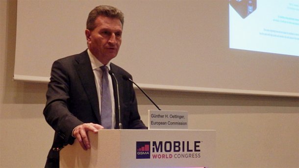 MWC 2015: Oettinger sieht Rückstand und Fortschritt bei 5G
