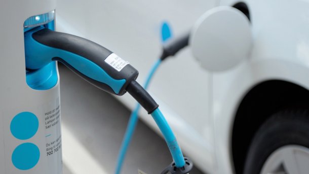 Elektroautos: Wissenschaftler halten Kaufprämie für sinnlos