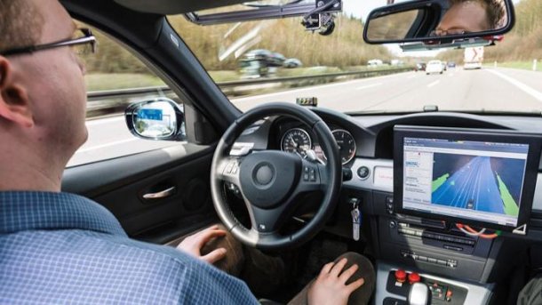 Bundesregierung will Rechtssicherheit für autonomes Fahren schaffen