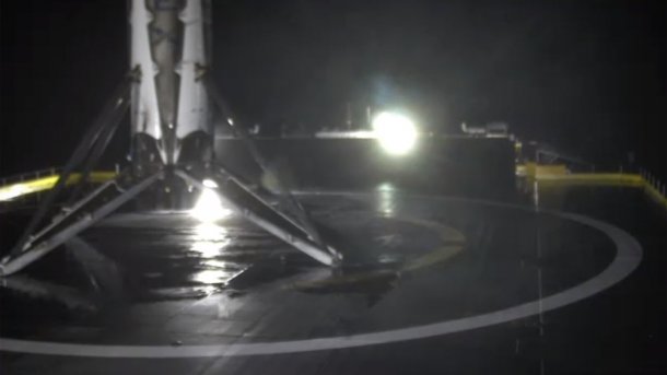 SpaceX landet erneut Rakete nach ihrem Start