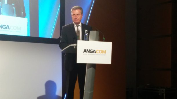 Günther Oettinger auf der Anga Com 2016