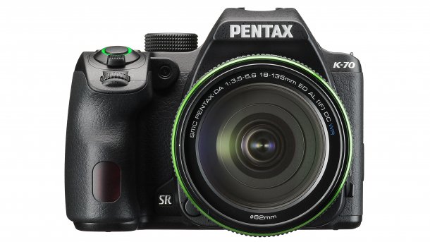 Pentax K-70: Wetterfeste Spiegelreflexkamera mit Hybrid-Autofokus
