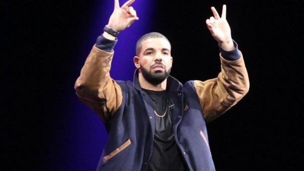 Rapper Drake Apple Music