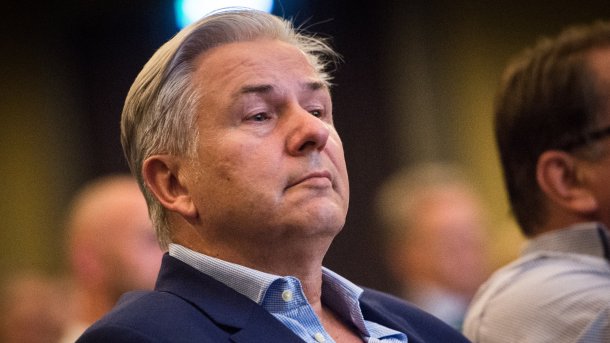 Regierungschef, ganz privat? - Urteil zu Wowereit-Fotos im September