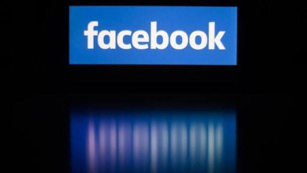 Kooperation bei Ermittlungen: Innenminister drängen Facebook