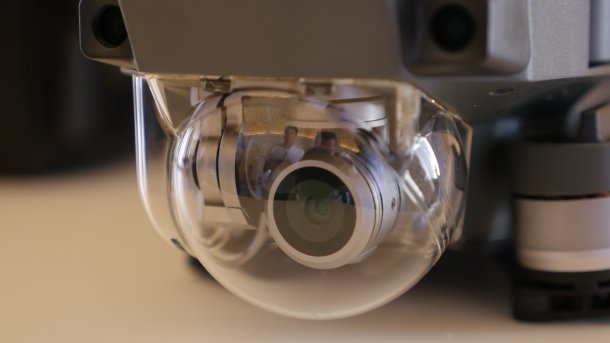 DJI Mavic: Handlicher Quadrokopter im Hands-on-Video