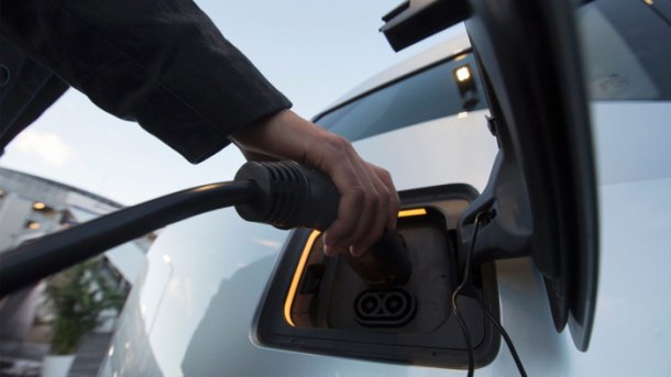 Bessere Regulierung könnte Durchsetzung des Elektroautos deutlich beschleunigen