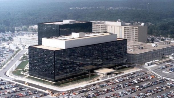 NSA-Hauptgebäude (schwarzer Glaspalast)