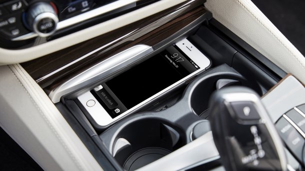 iPhone im BMW