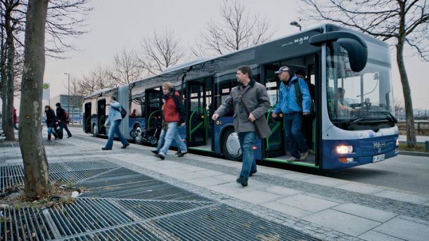 Grüne: „Mobilpass“ für öffentliche Verkehrsmittel