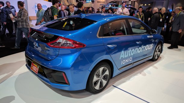 Hyundai zeigt Prototyp eines autonomen Ioniq