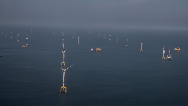 Erste Ausschreibung senkt Stromkosten aus Offshore-Windparks deutlich