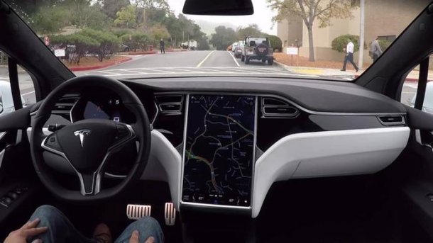 Tesla lässt Klage gegen früheren "Autopilot"-Chefentwickler fallen