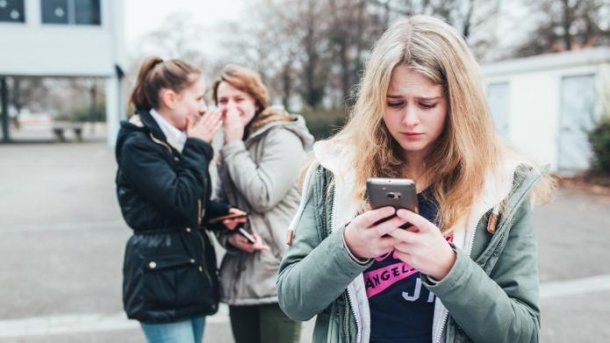 Cybermobbing bleibt großes Thema unter Teenagern