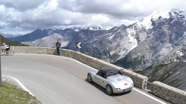 Weltgrößte Rallye mit Elektrofahrzeugen in der Schweiz