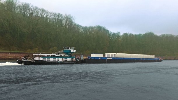 Erster Transport von Atommüll auf einem Fluss in Deutschland begonnen