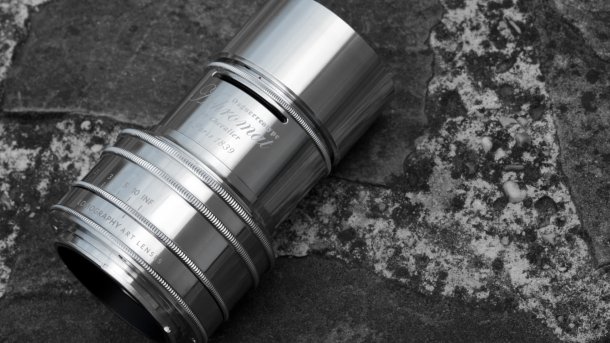 Daguerreotype Achromat 2,9/64 mm Art Lens mit Chromoberfläche