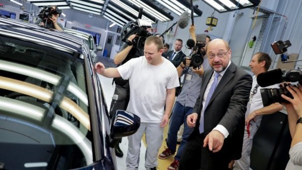 SPD-Kanzlerkanidat Schulz fordert verbindliche Quote für Elektroautos in Europa