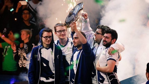 Dota2-Weltmeisterschaft The International: Berliner Pro-Gamer gewinnt mit Team Liquid