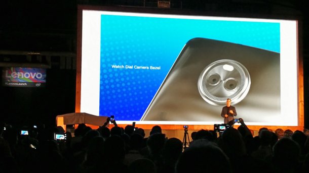 Moto X4: Schickes Mittelklasse-Smartphone von Lenovo