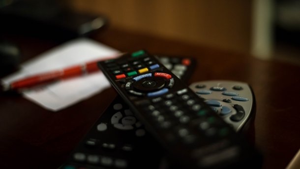Attacke auf Netflix: Die Milliarden-Schlacht um die Streaming-Krone