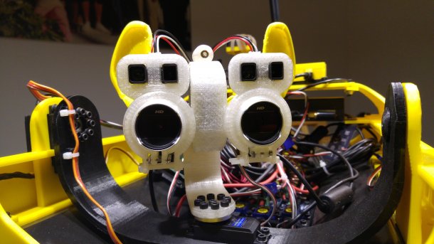 Zwei Webcams in einer Halterung aus dem 3D-Drucker