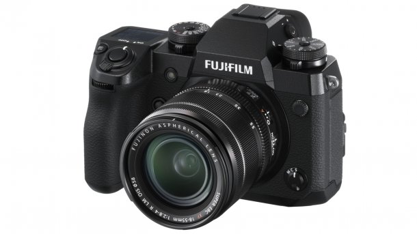 Fujifilm zeigt neues APS-C-Flaggschiff X-H1 mit kamerainternem Bildstabilisator