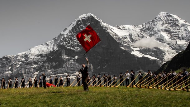 Reaktionen auf die Volksabstimmung zur Abschaffung Schweizer Rundfunkgebühren
