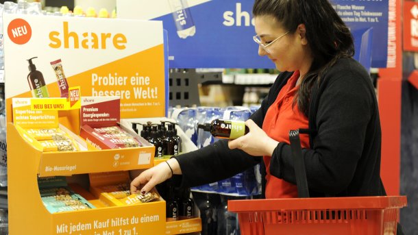 Produkt-Sharing: Helfen mit "sozialen Produkten" aus dem Supermarkt