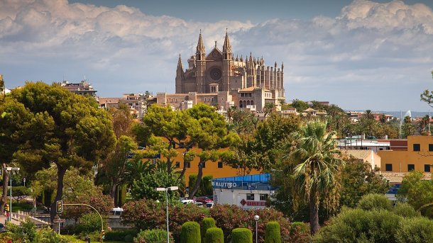 Gegen Mietexplosion: Palma de Mallorca untersagt Vermietung über Airbnb & Co.