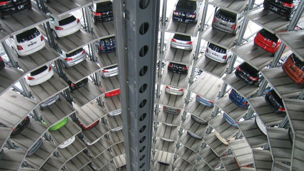 Auto, E-Auto, Lagerhalle, VW