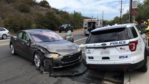 Weiterer Tesla-Unfall mit eingeschaltetem Fahrassistenten "Autopilot"