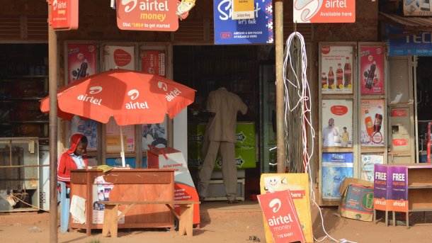 WhatsApp-Steuer: Uganda führt Steuer auf Nutzung sozialer Medien ein