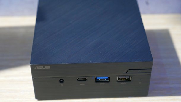 Asus' passiv gekühlter Mini-PC PN40 mit Intel Celeron N4000 Gemini Lake