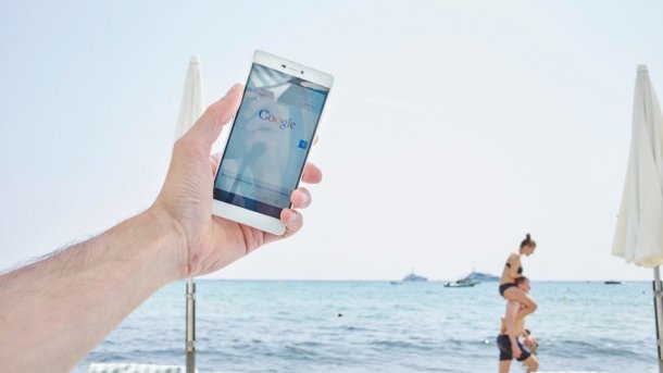 Telefonieren und surfen im Urlaub: Ein Jahr nach dem Aus für Roaming-Gebühren
