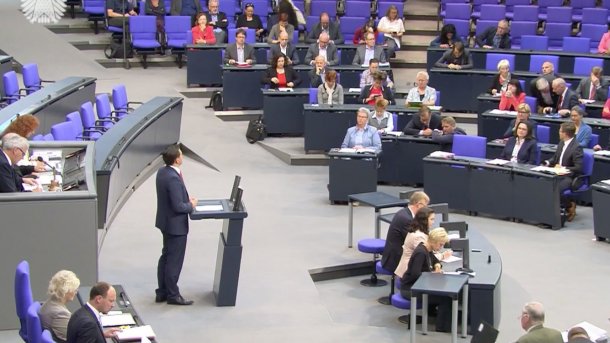 Bundestag: Regierung soll rasch gegen das Abmahnunwesen vorgehen